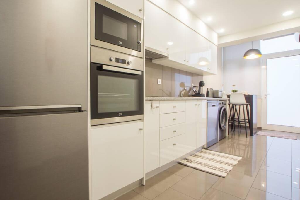 Modern Apartment In Coimbra City Center Exterior photo